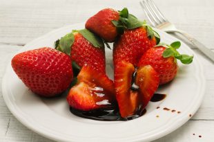 Strawberries Balsamic Vinegar