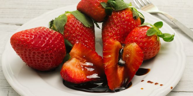 Strawberries Balsamic Vinegar