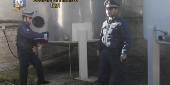 Fake Balsamic Vinegar of Modena in Bari
