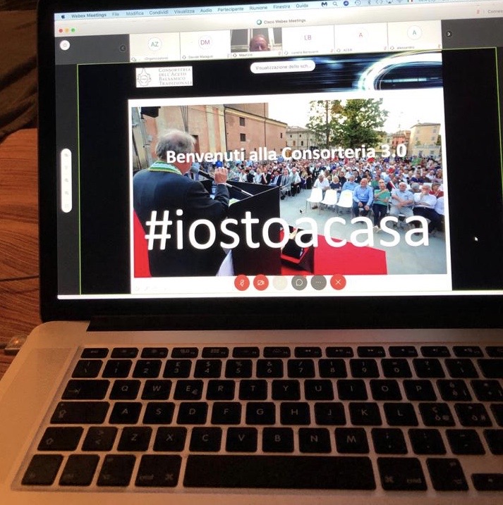 What is Balsamic Vinegar? Use Balsamic Vinegar