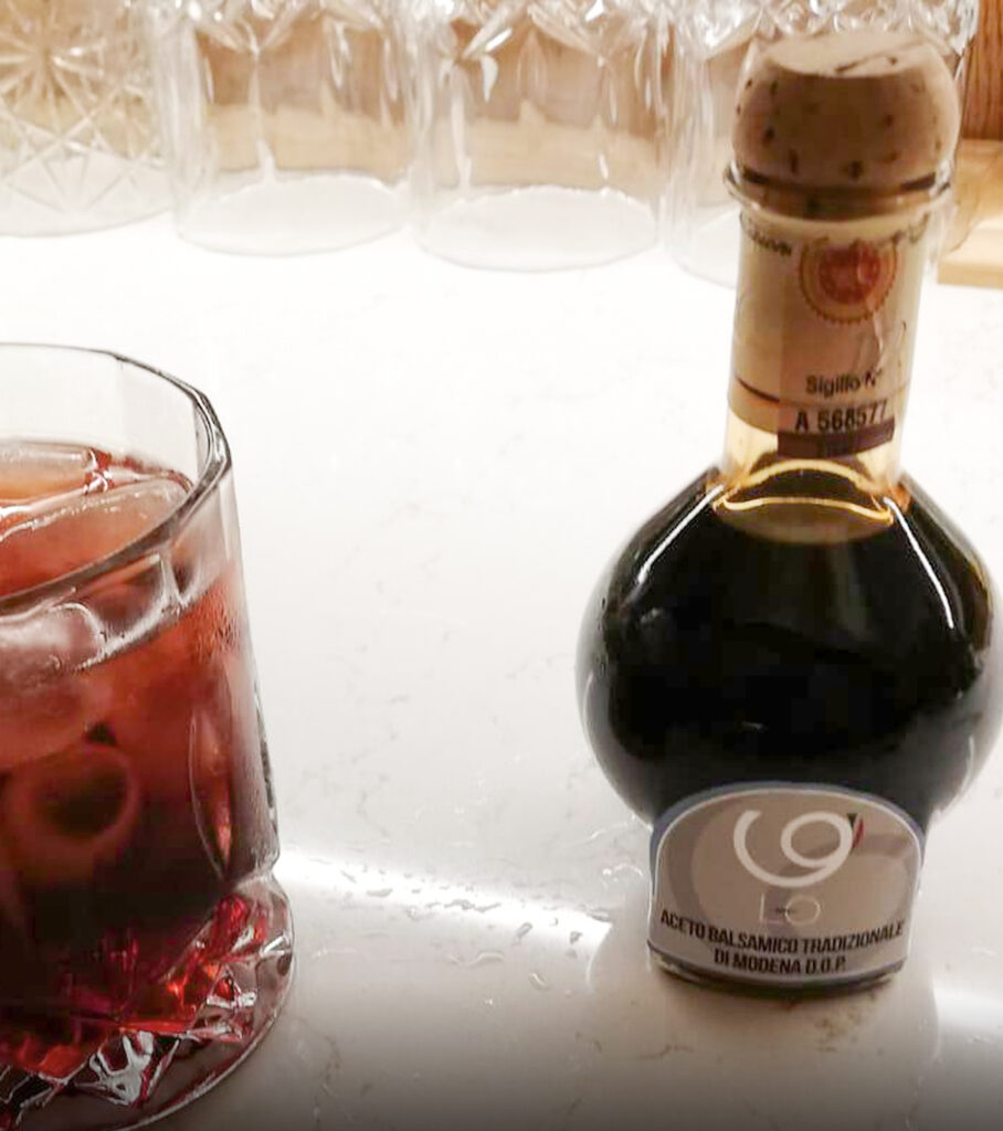 Negroni with Balsamic Vinegar Use Balsamic Vinegar